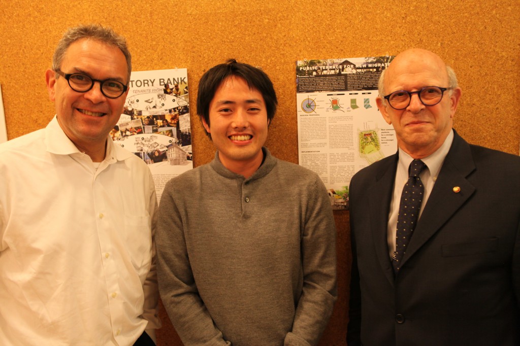09.09.14: Shingo Sekiya (center), a winner of the Teatrum Mundi competition “Designing Free Speech: A Call to Design New York City Public Spaces for First Amendment Rights,” joined AIANY Executive Director Rick Bell, FAIA (left), and AIANY 2014 President Lance Jay Brown, FAIA (right), at the Center for Architecture.